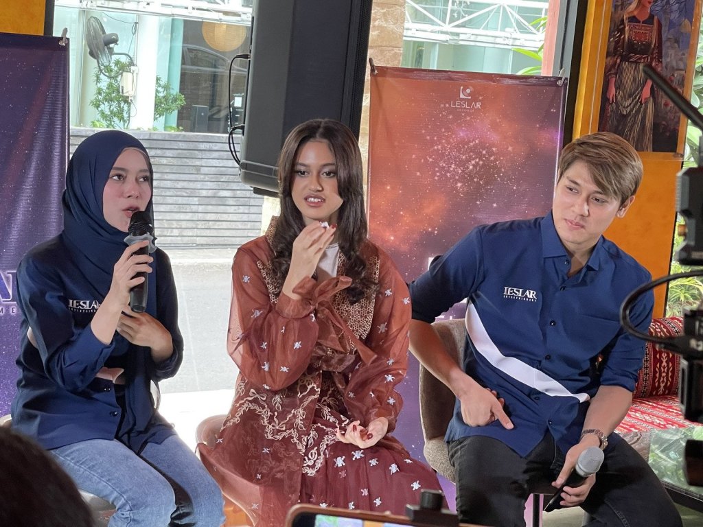 Rizky Billar dan Lesti Kejora Turun Tangan, Asila Maisa Rilis Lagu Menanti&nbsp;Waktu