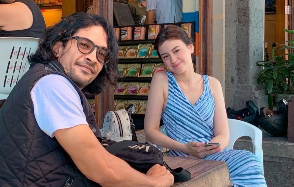 Kimberly Ryder Masih Rahasiakan Alasan Gugat Cerai Edward Akbar